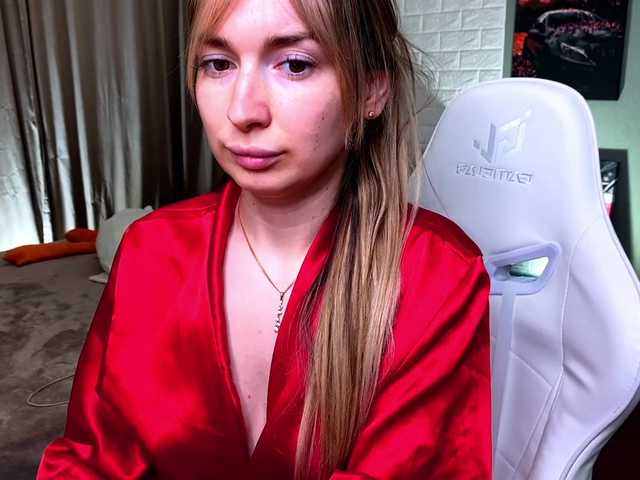 x-----x's BongaCams show and profile