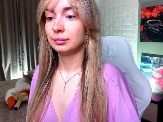 x-----x's BongaCams show and profile