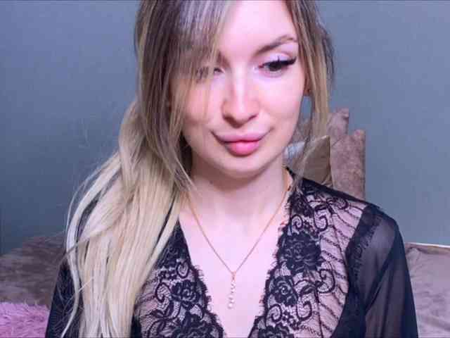 x-----x Live Webcam on BongaCams