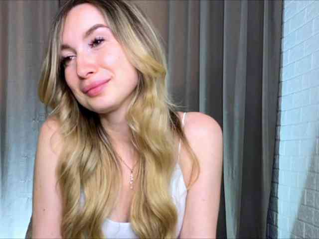 x-----x Live Webcam on BongaCams