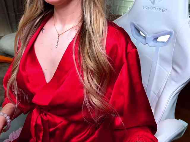 x-----x Live Webcam on BongaCams