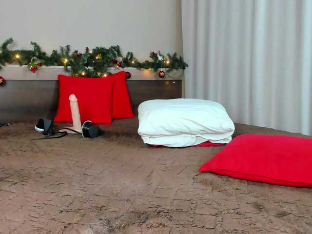 SweetLady697's BongaCams show and profile