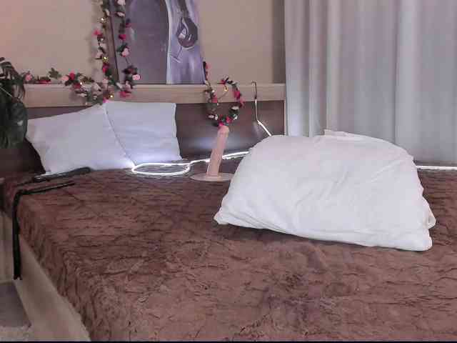 SweetLady697 webcam