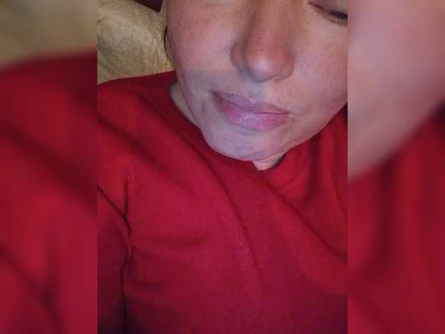 Juliamad's BongaCams show and profile