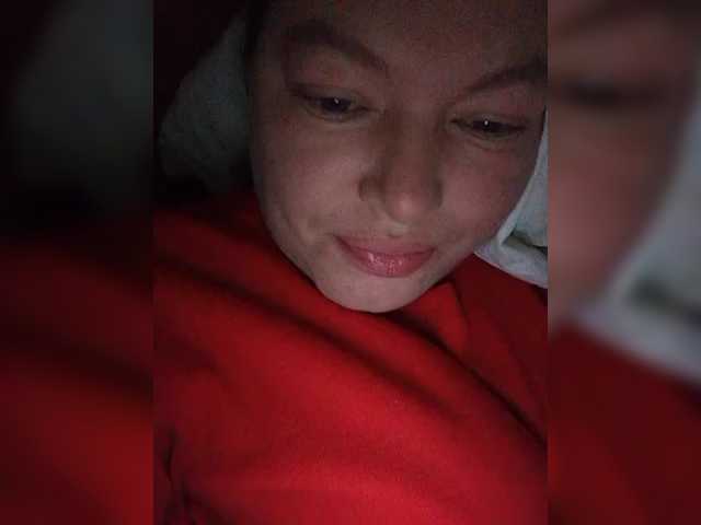 Juliamad's BongaCams show and profile