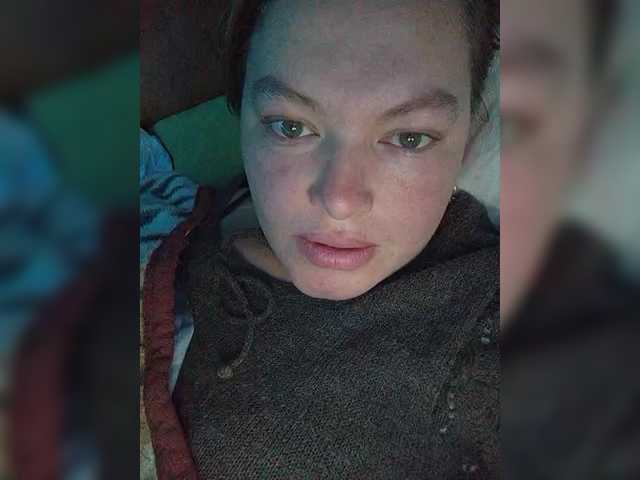 Juliamad's BongaCams show and profile