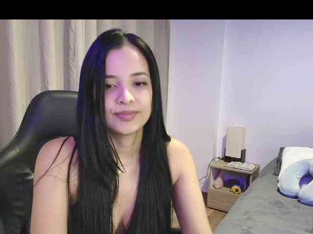Sweety-Hottie webcam