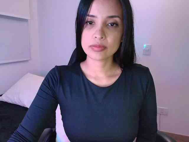 Sweety-Hottie Sweety-Hottie