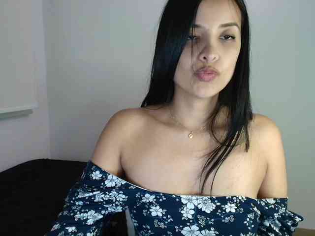 Sweety-Hottie webcam