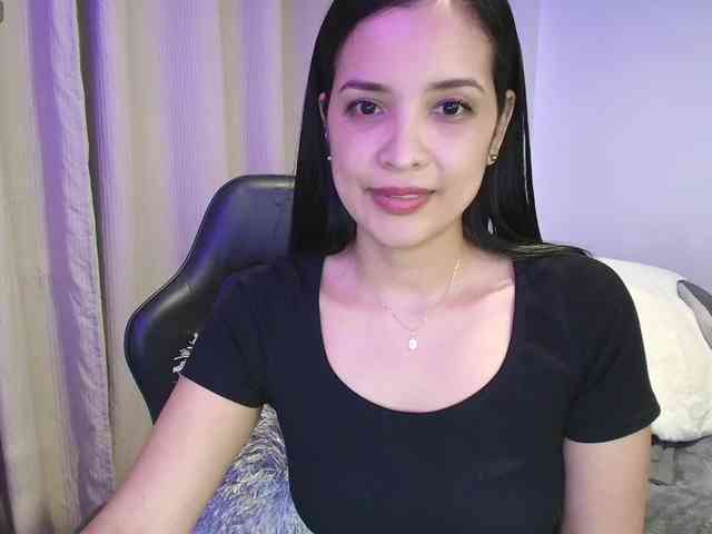Sweety-Hottie webcam