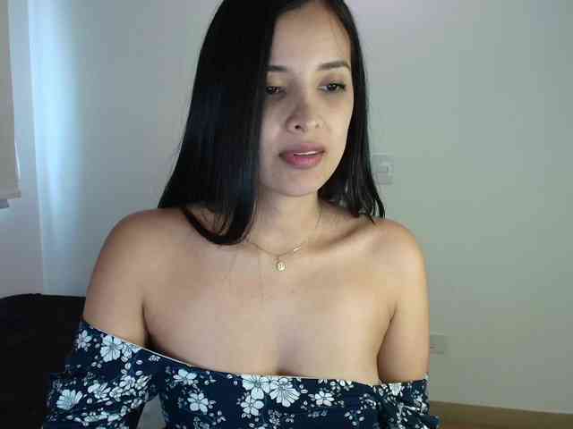 Sweety-Hottie webcam