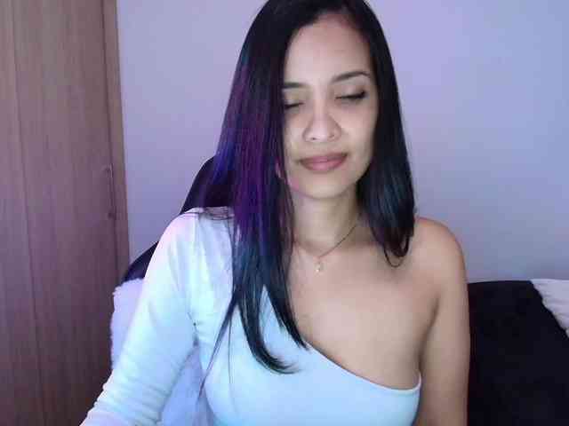 Sweety-Hottie Live Webcam on BongaCams