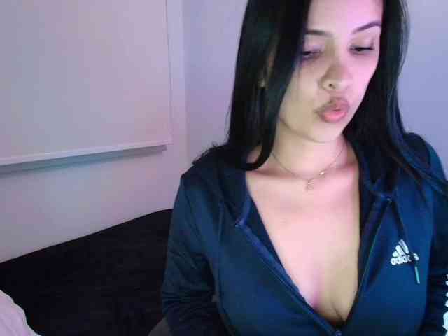 Sweety-Hottie webcam