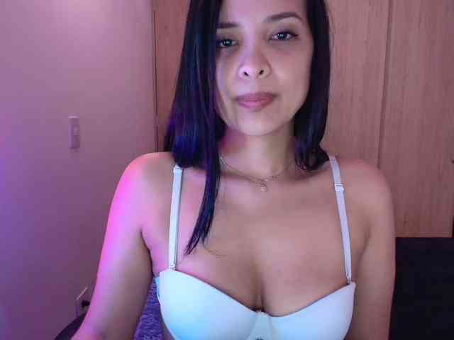 Sweety-Hottie webcam