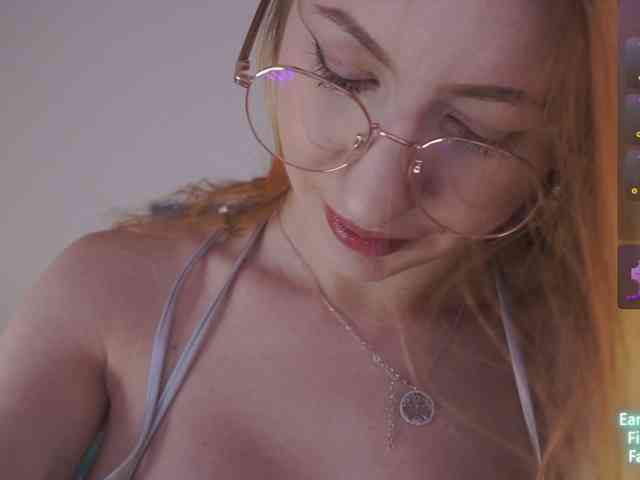 AveryKlein webcam