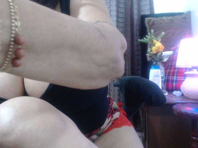 malenasaenz's BongaCams show and profile