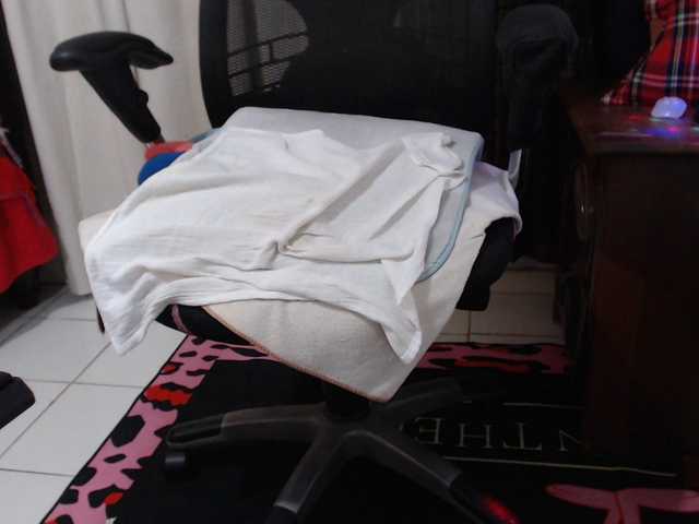 malenasaenz's BongaCams show and profile