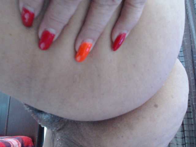 malenasaenz's BongaCams show and profile