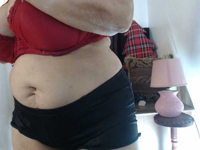 malenasaenz's BongaCams show and profile