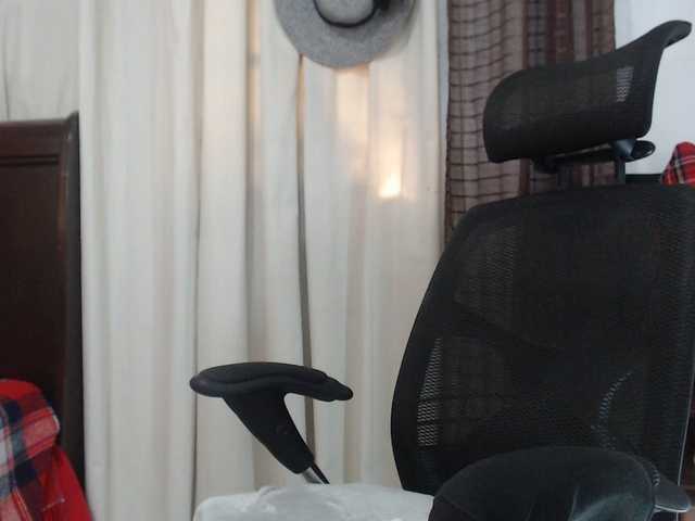 malenasaenz's BongaCams show and profile