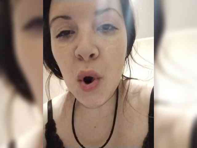 BarbieDana webcam