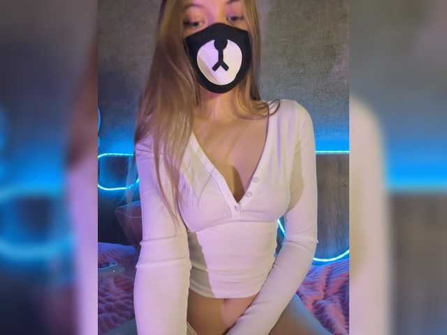 -Summer-'s BongaCams show and profile