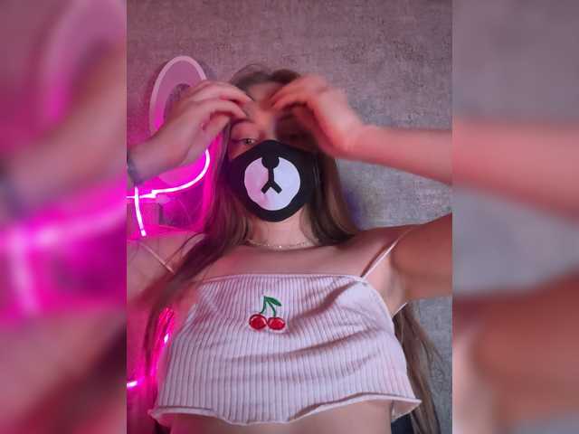 -Summer-'s BongaCams show and profile