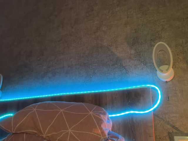 -Summer-'s BongaCams show and profile