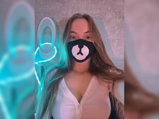 -Summer-'s BongaCams show and profile