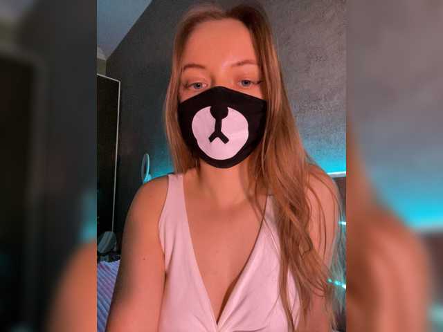 -Summer-'s BongaCams show and profile