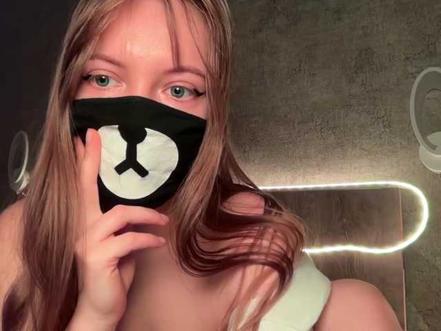 -Summer-'s BongaCams show and profile