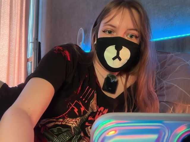 -Summer-'s BongaCams show and profile