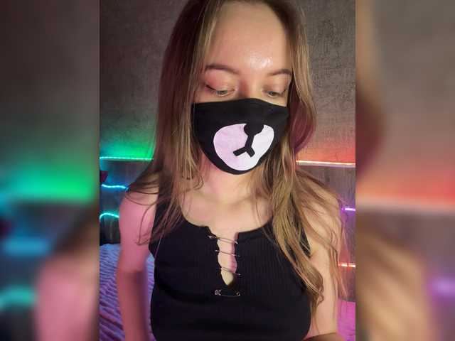 -Summer-'s BongaCams show and profile