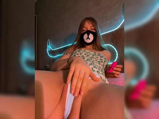 -Summer-'s BongaCams show and profile