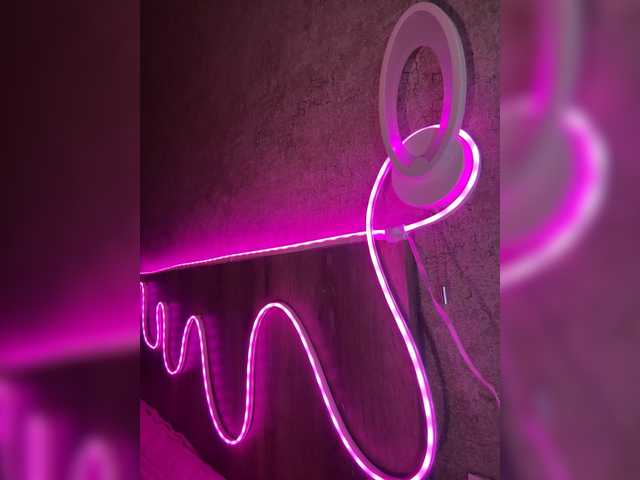 -Summer-'s BongaCams show and profile