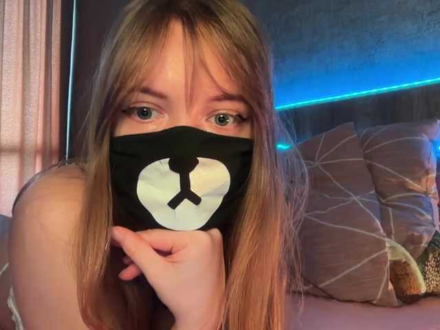 -Summer-'s BongaCams show and profile