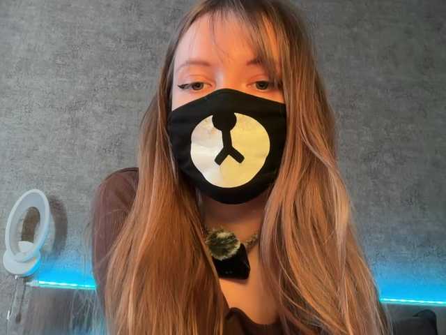 -Summer-'s BongaCams show and profile