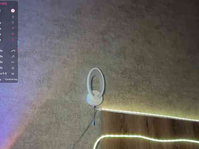 Tvoy_Medvezhenok webcam