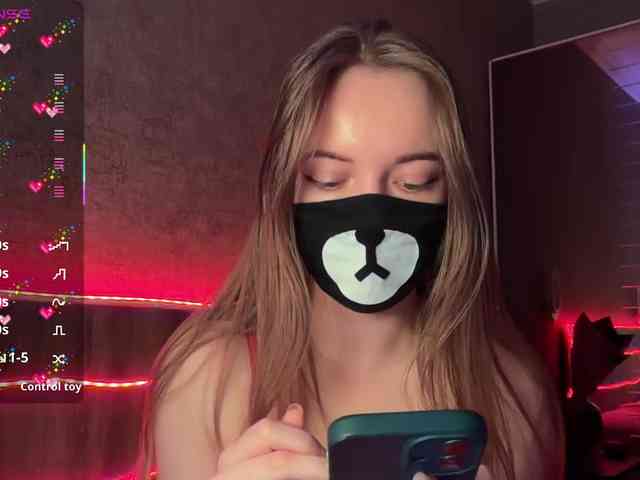 Tvoy_Medvezhenok webcam