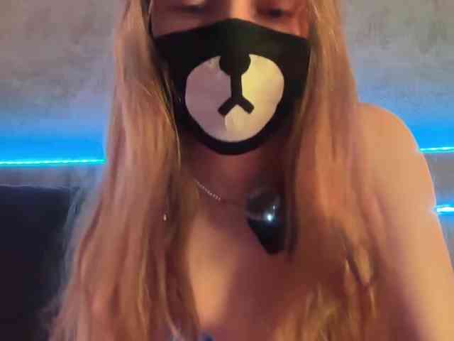 Tvoy_Medvezhenok webcam