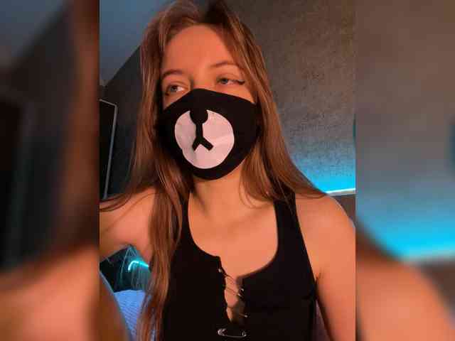 Tvoy_Medvezhenok webcam