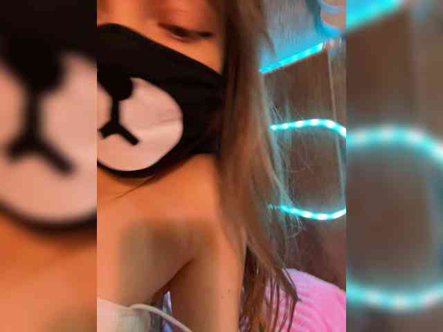 Tvoy_Medvezhenok webcam