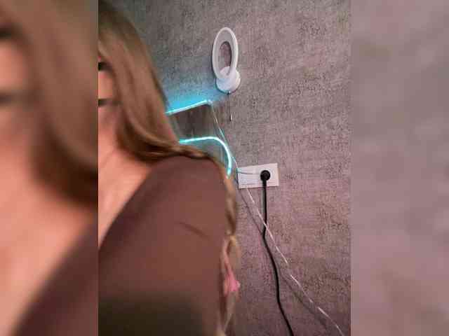 Tvoy_Medvezhenok webcam