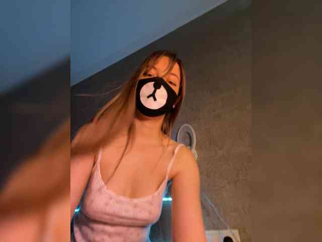 Tvoy_Medvezhenok webcam