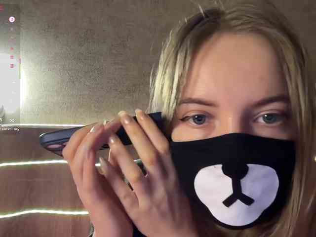 Tvoy_Medvezhenok webcam