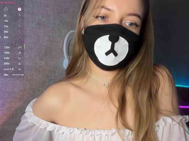 Tvoy_Medvezhenok webcam