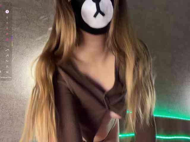 Tvoy_Medvezhenok webcam