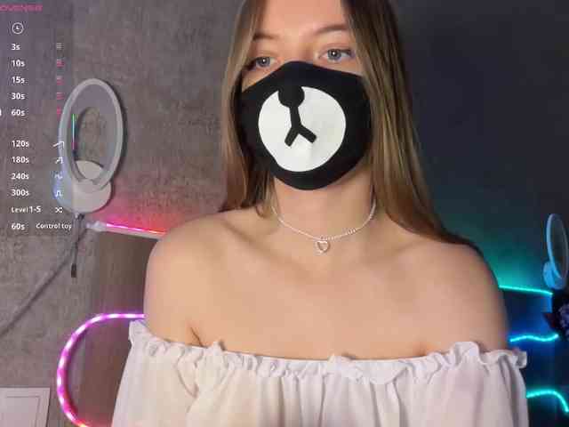 Tvoy_Medvezhenok webcam