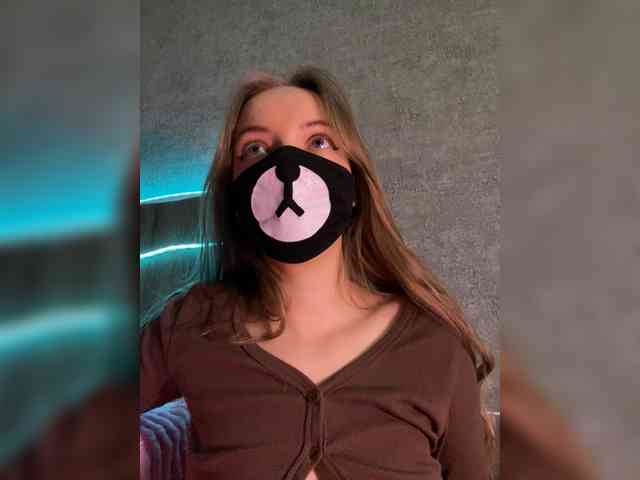 Tvoy_Medvezhenok webcam