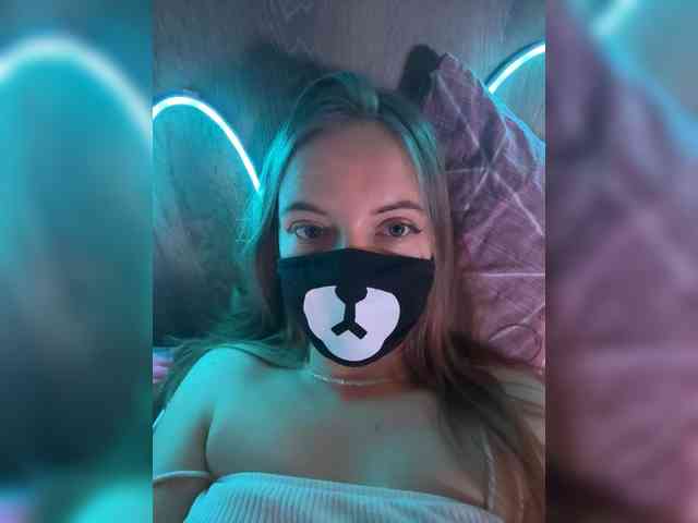 Tvoy_Medvezhenok webcam